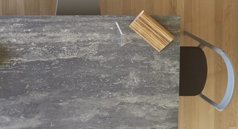 傢俬小知識；家具物料；歐洲傢俬高級物料；Super Ceramic；Super Ceramic特點；Super Ceramic是甚麼；餐檯；櫃；耐磨；耐高溫；歐化傢俬；香港傢俬品牌