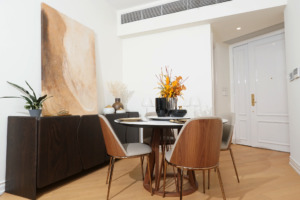 示範單位；showflat；家居佈置；St. George's Mansions；何文田豪它；2房連傢俬示範單位；歐洲家具；歐洲傢俬；歐化傢俬；歐洲傢俬50周年紀念；高級傢俬；意大利真皮梳化；高級餐檯；嘉道理道24A號；764呎單位